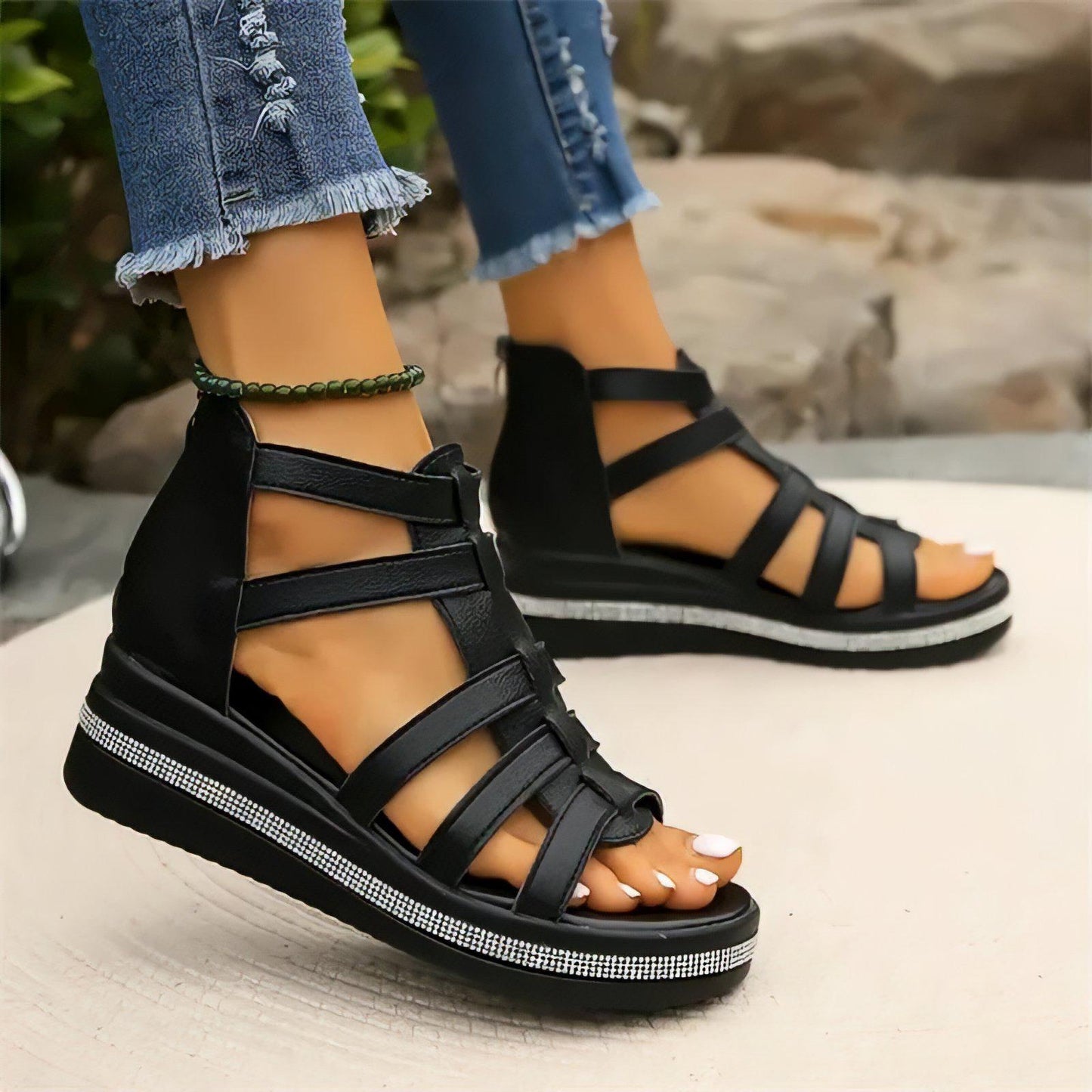 Lucía - Comfortable Sandals