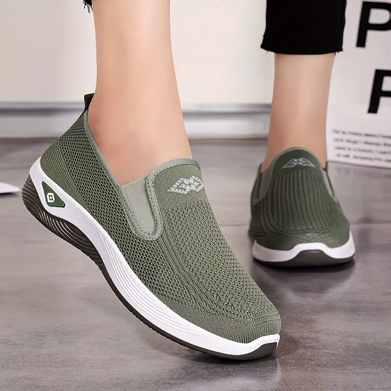 Casual sports shoes for women