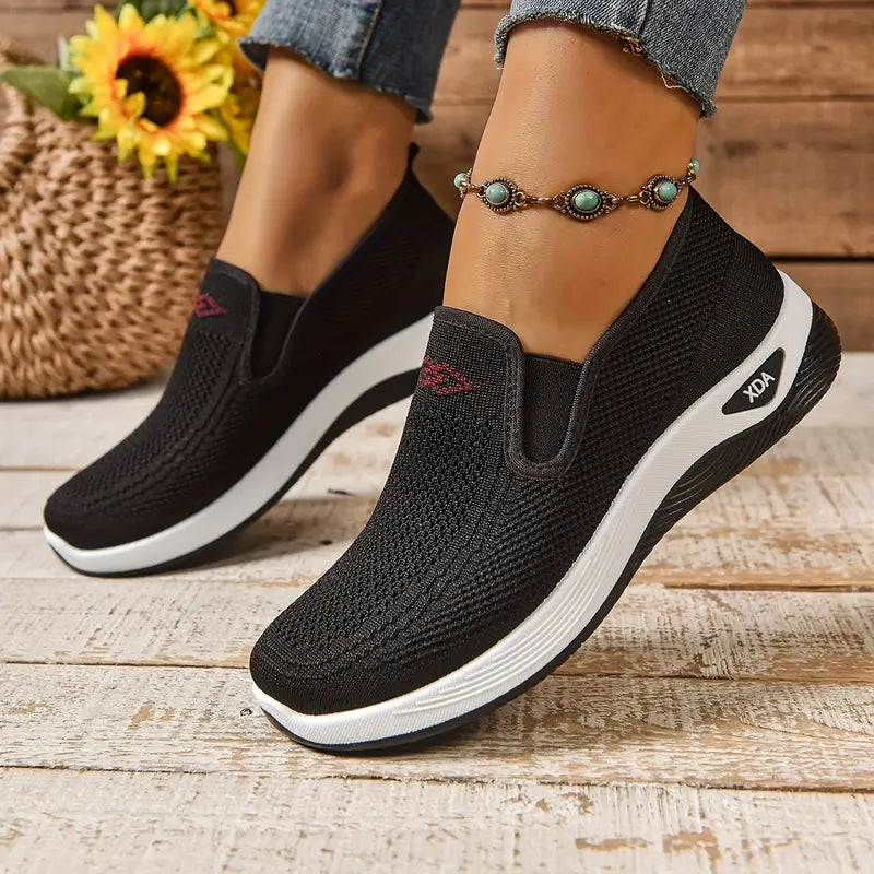 Lightweight walking shoes