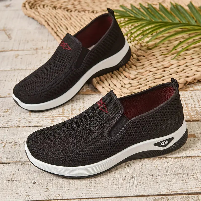 Lightweight walking shoes