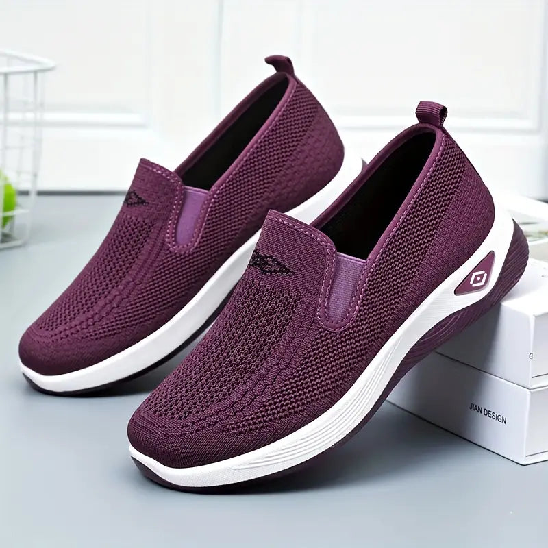 Casual sports shoes for women