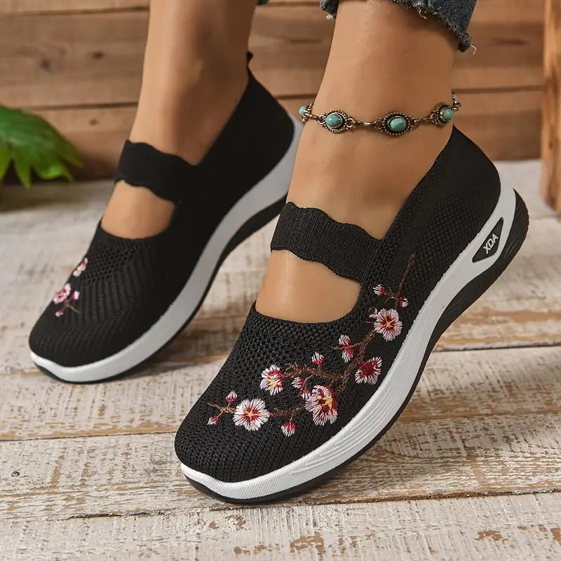 Ana - Comfortable RelaxFit trainers for walking