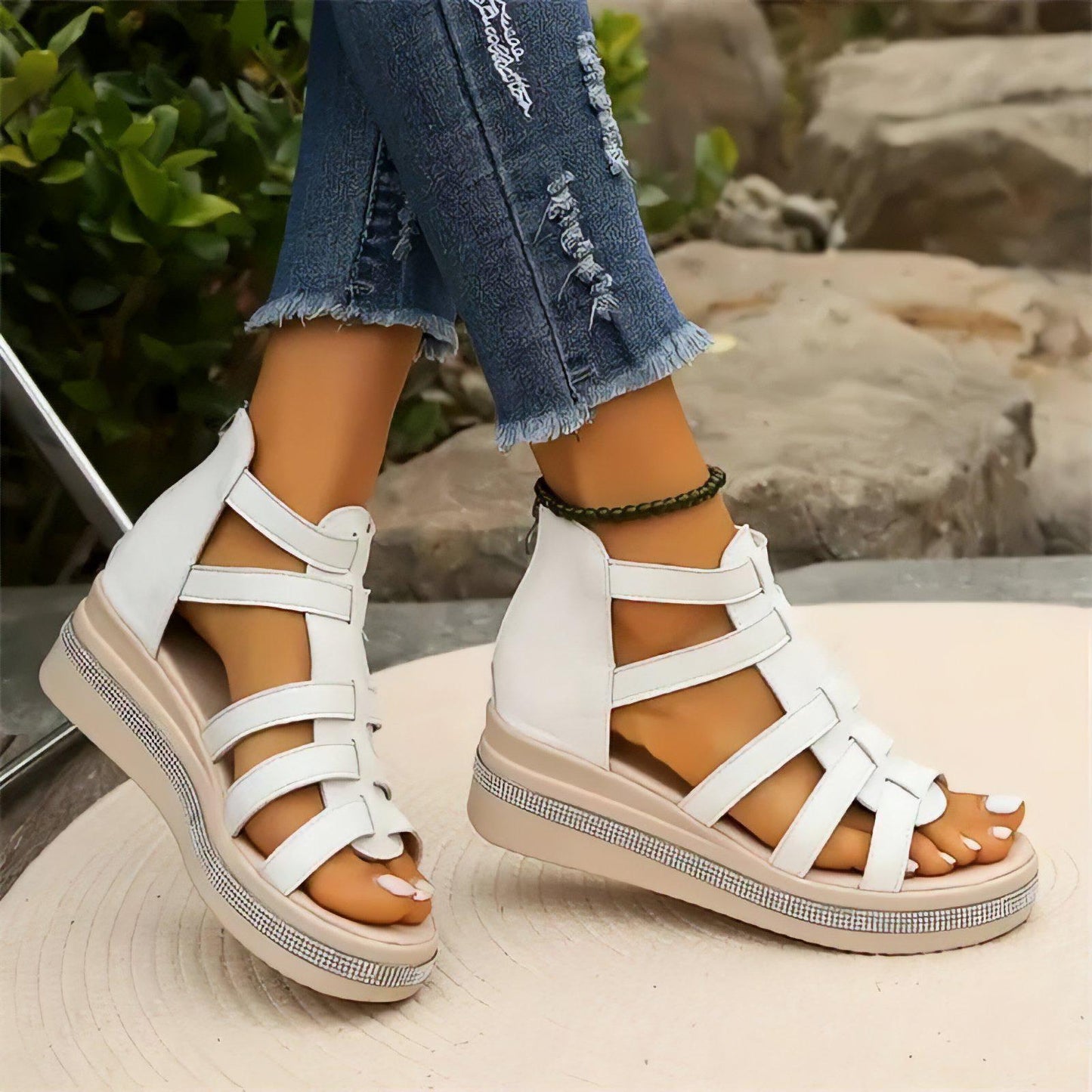 Lucía - Comfortable Sandals