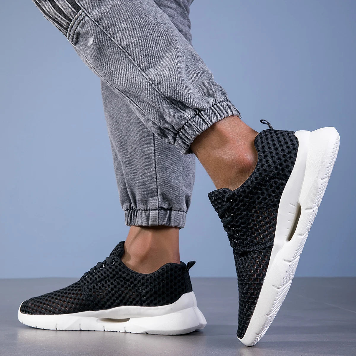 Mesh trainers