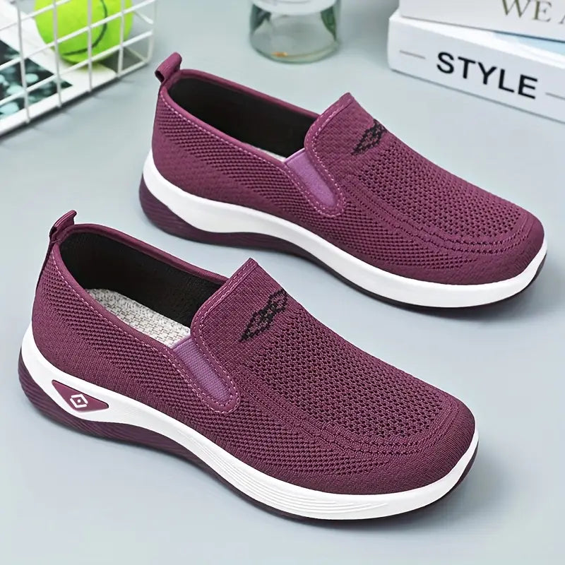 Casual sports shoes for women