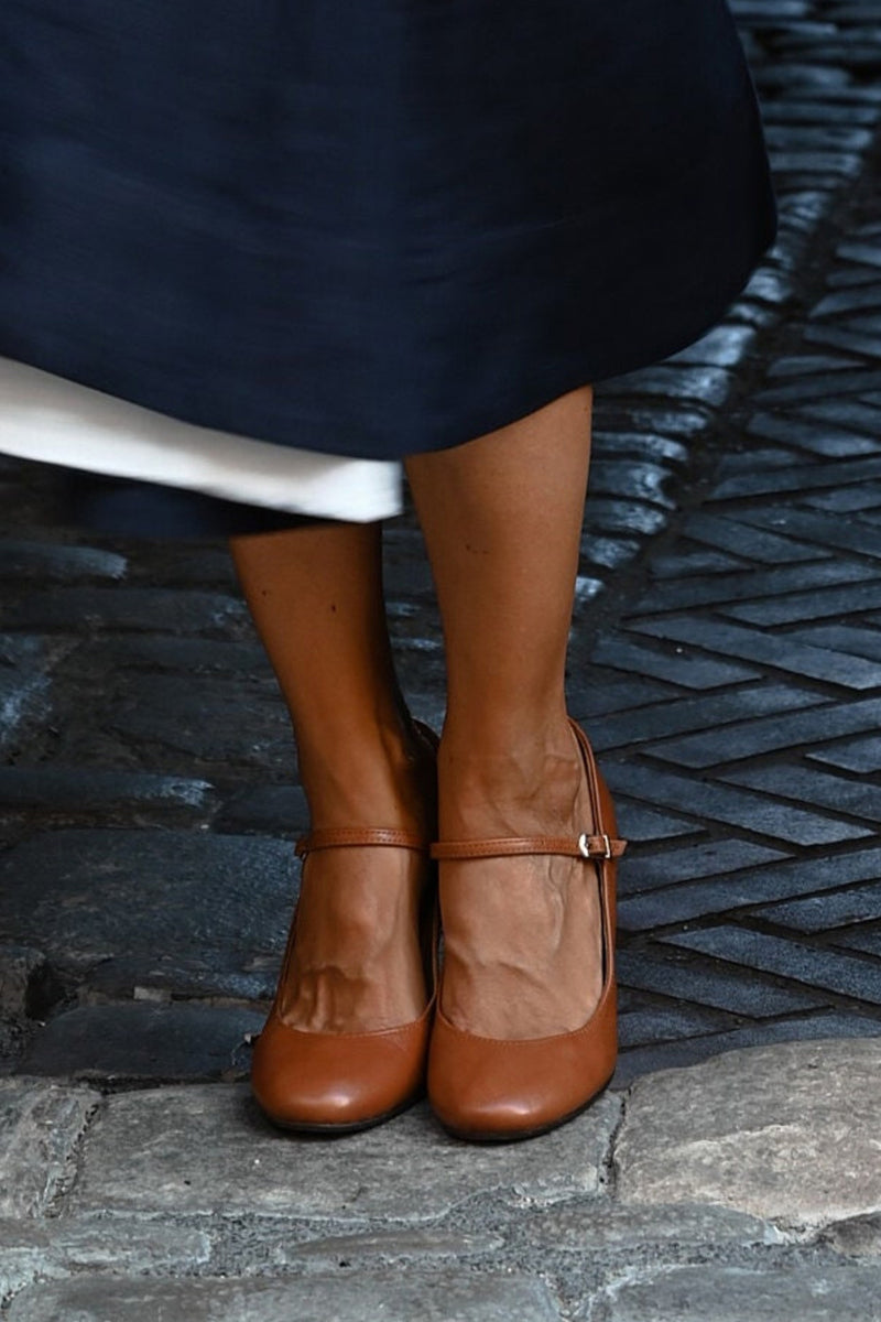 Brava - Comfortable Sandals with Buckle