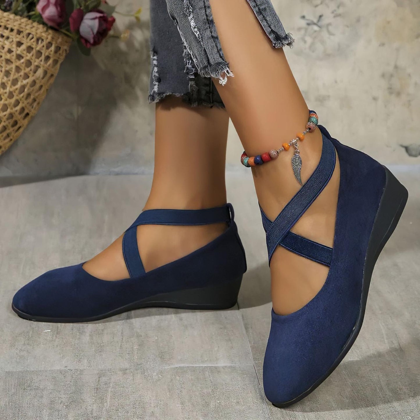 Elvira - Comfortable and lightweight shoes