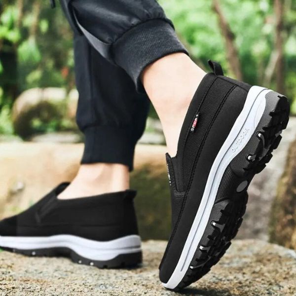 Adrián - Comfortable Trainers