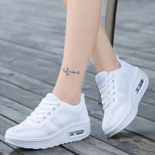 Volmena - Comfortable trainers