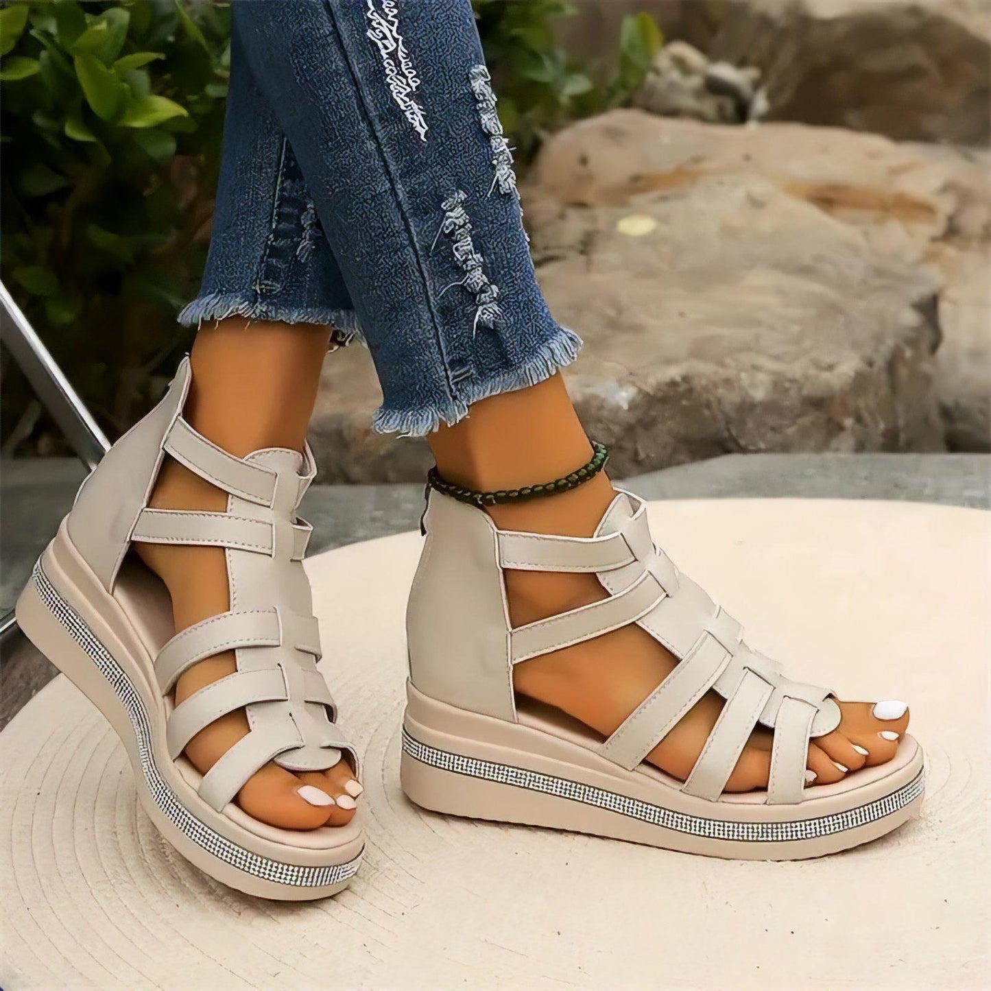 Lucía - Comfortable Sandals