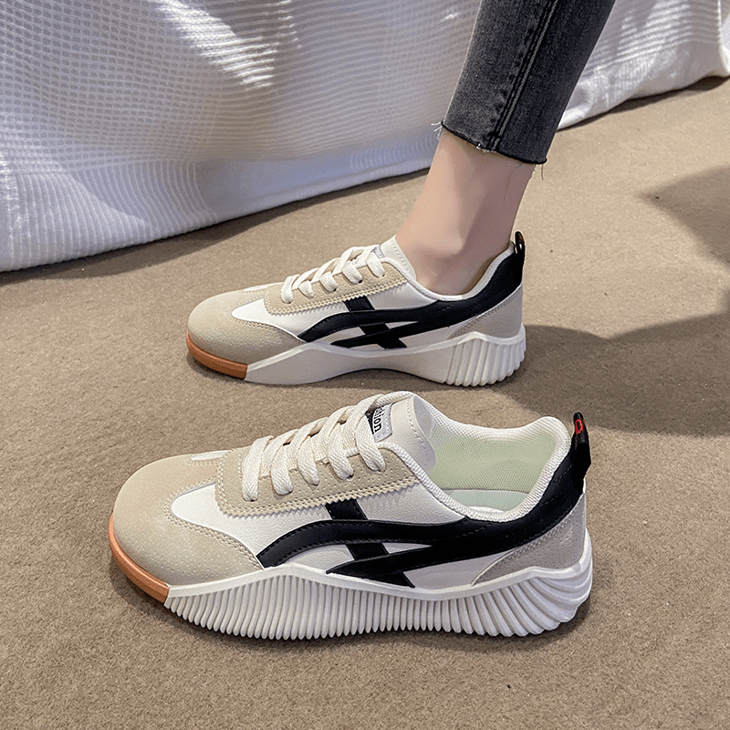 Fashion - Comfortable trainers