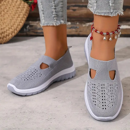Breathable trainers for women