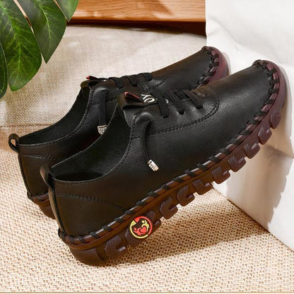 Aria - Comfortable walking shoes